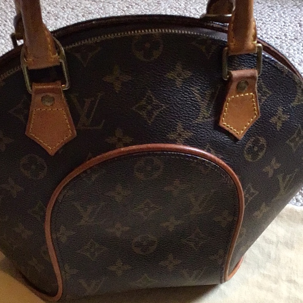 %Louisvuittonclassicmonogram Ellipse Pm - image 3